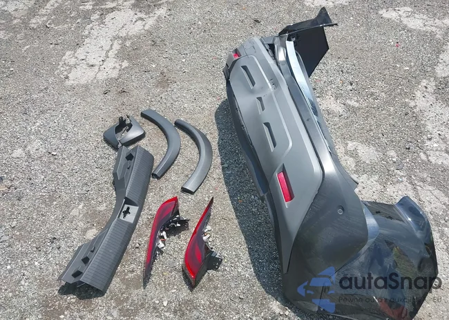 JN8BT3BB6PW497468: 42629585