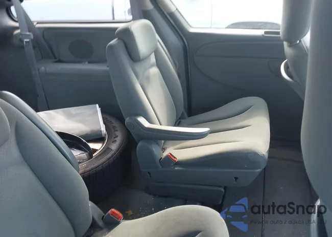 2D4GP44L77R313104: 42629773