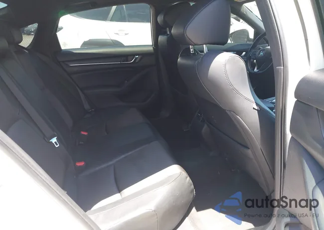 1HGCV2F31JA050088: 42629264