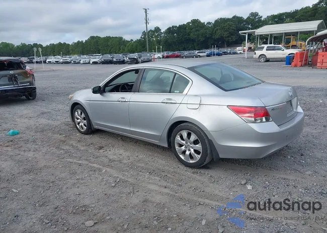 1HGCP26768A009673: 42629362