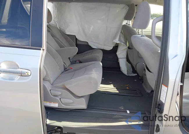 5TDKZ3DC8KS995275: 42630451