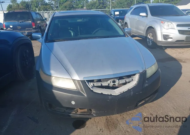 19UUA66285A048889: 42630667