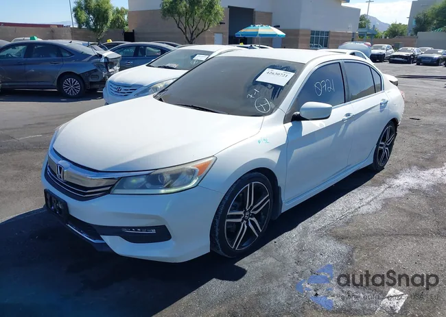 1HGCR2F11HA152844: 42630721