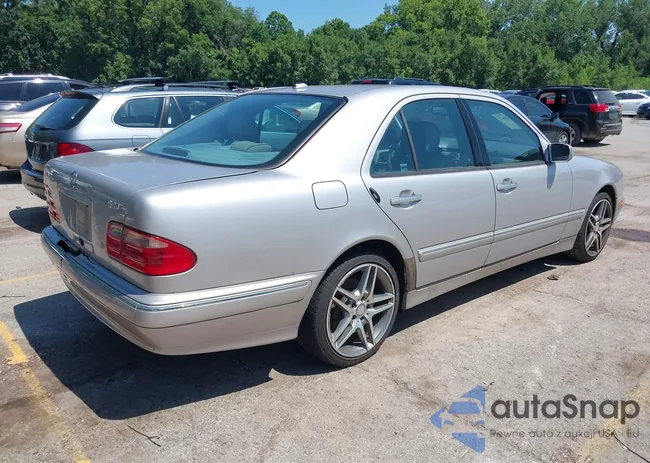 WDBJF82J32X070432: 42630887