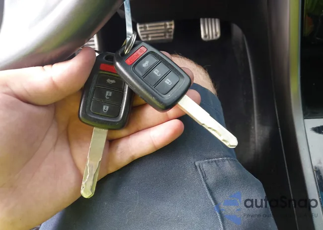 1HGCR2F57HA056770: 42630905