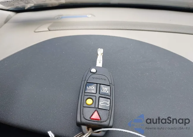 YV1RS592692723625: 42630155