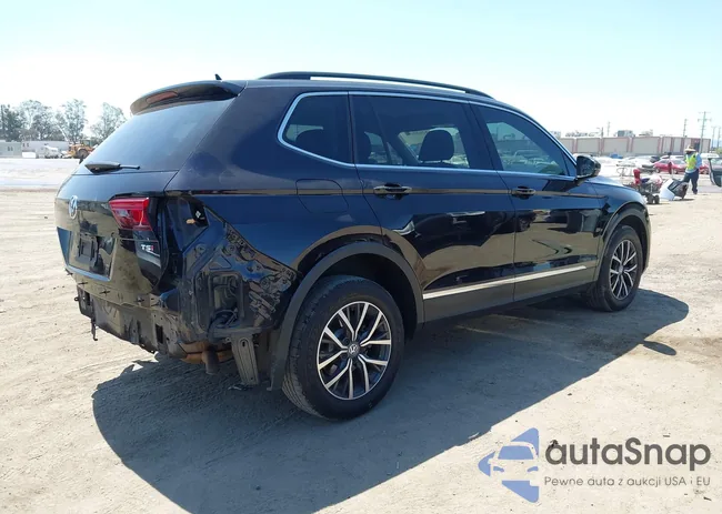 3VV3B7AX1JM197840: 42630191