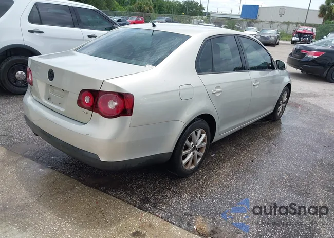 3VWRZ7AJ3AM166408: 42631444