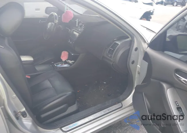 1N4AL2AP6AN428085: 42631501