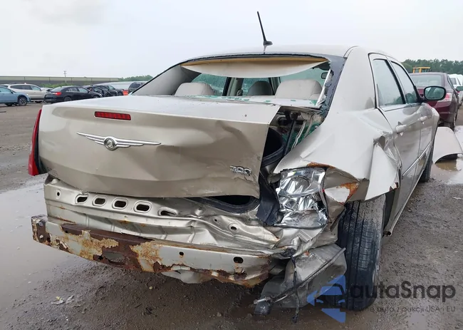 2C3LA53G58H281823: 42631580