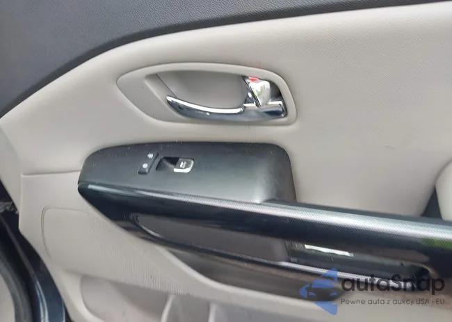 KNDMC5C17H6261595: 42631590