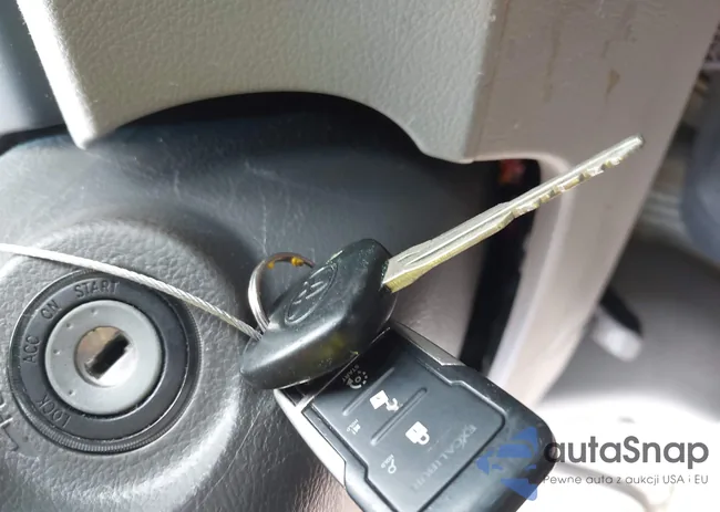 4T1BE46KX8U741296: 42631697