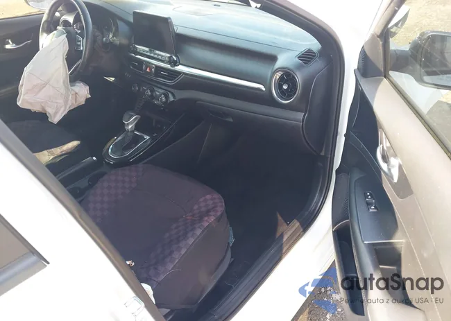 3KPF34AD6LE232883: 42631775