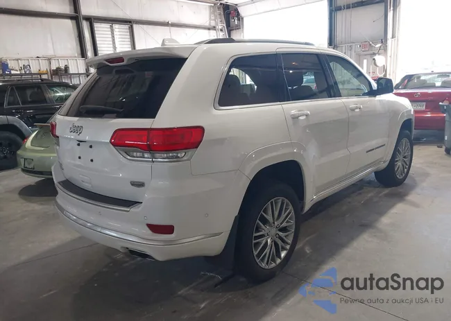 1C4RJFJM9JC449573: 42631788