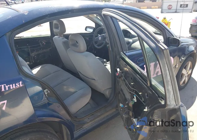 1G8AL55F96Z103681: 42631812