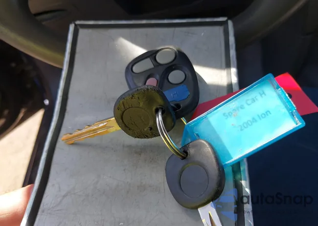 1G8AJ52F64Z175574: 42631828