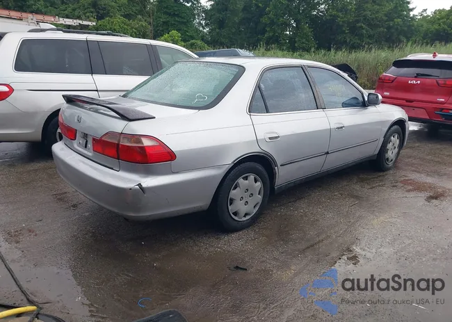 1HGCG6658YA076894: 42631882