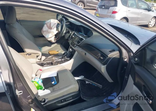 1HGCR3F88EA009405: 42631919