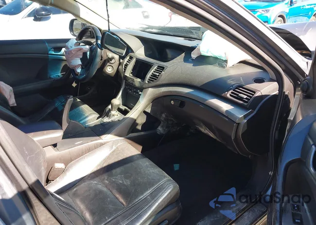 JH4CU2F69AC003728: 42631115