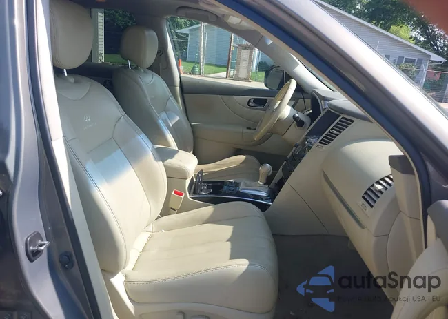 JN8AS1MW8CM152533: 42631117