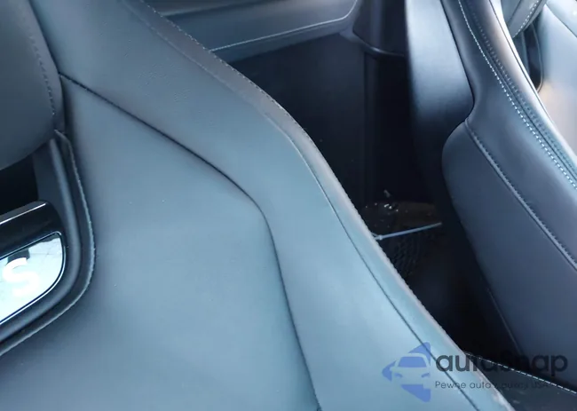 SCCLEKAX7RHA13415: 42631136