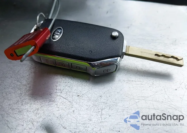 3KPF24AD7KE064236: 42632473