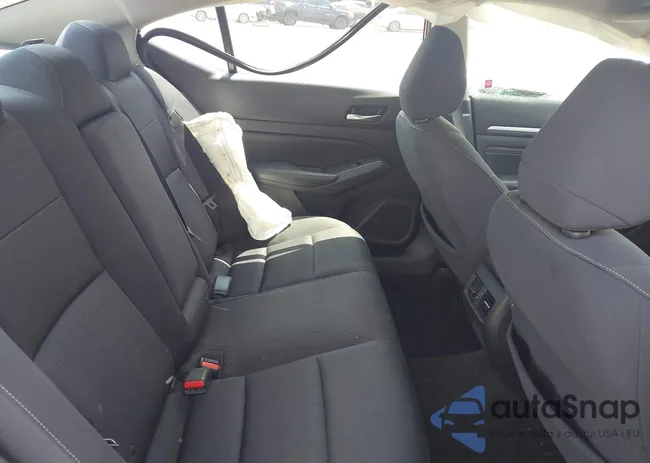 1N4BL4DV8KC100884: 42632508