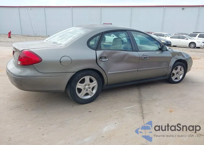 1FAFP56S21A201542: 42632555