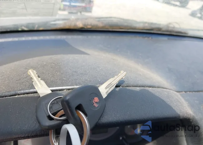 1HGEM22612L050545: 42632734