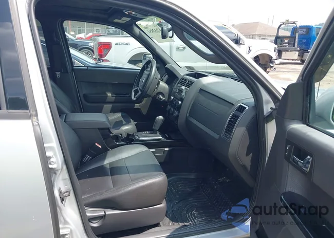 1FMCU9EG7CKA33318: 42632854