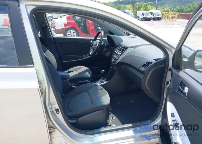 KMHCU5AE7CU046135: 42632890