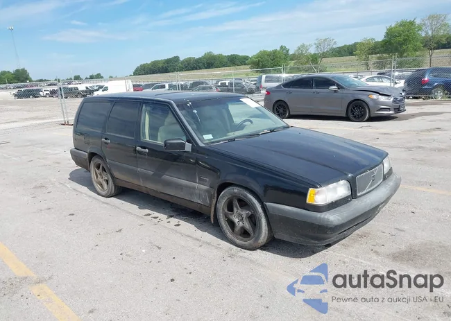 YV1LW5727T2180547: 42631991