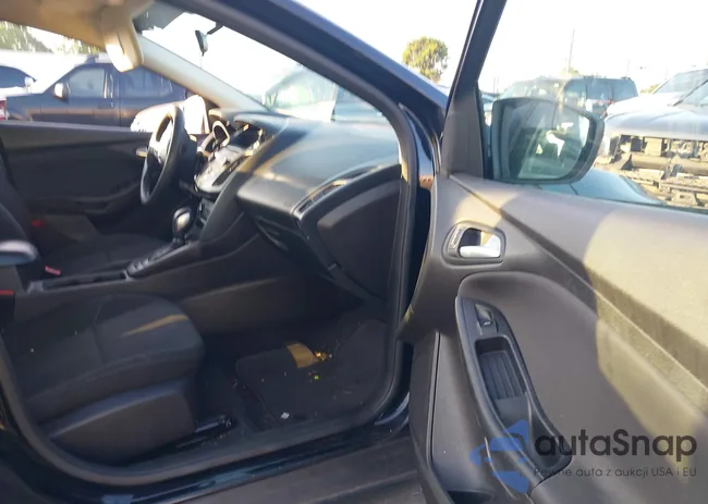 1FADP3F2XHL251700: 42632094