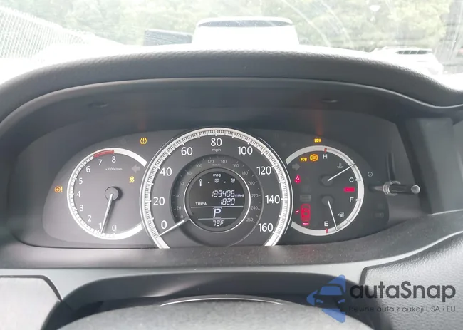 1HGCR3F83EA002569: 42632106