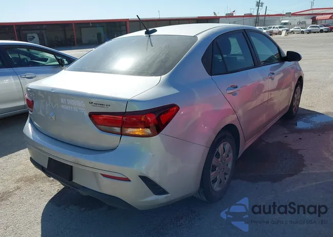 3KPA24AD6PE576099: 42632284