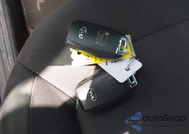 KNDJN2A2XK7693459: 42633454