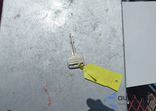 2T1BR12EXYC366322: 42633528