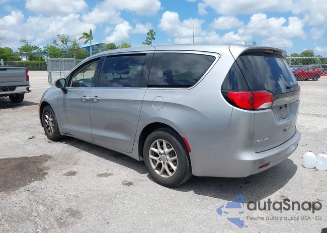 2C4RC1DG7HR516711: 42633544