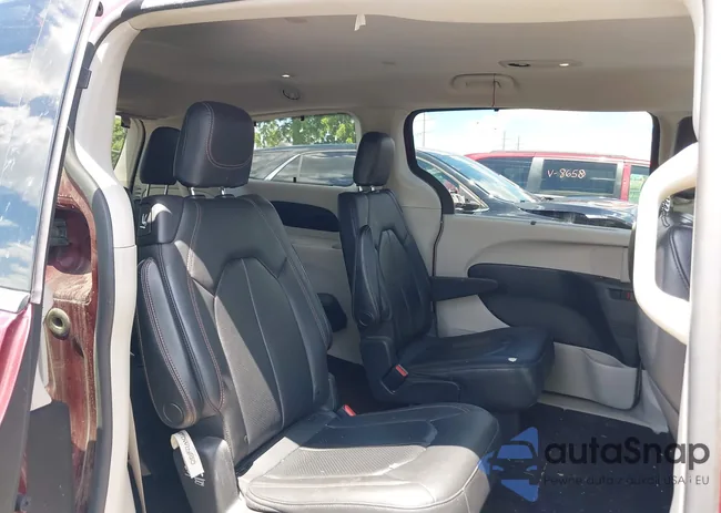 2C4RC1BG7KR613255: 42633678