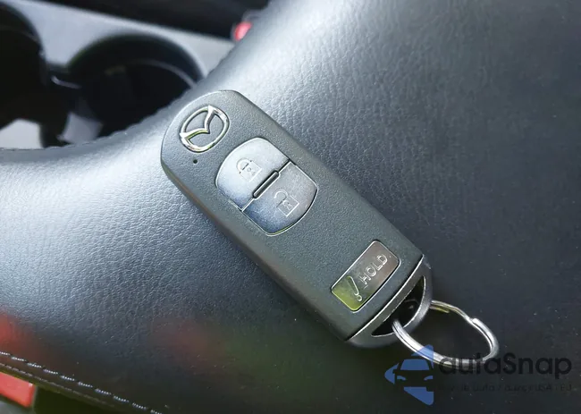 JM3KE4DY3G0872577: 42633744