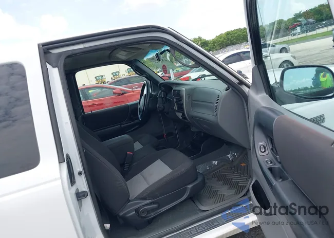 1FTYR44U14PB23896: 42633920