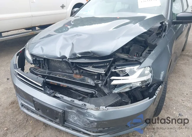 3VWD17AJ2FM202985: 42633134