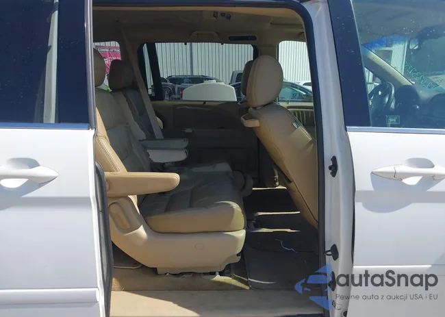 5FNRL38858B005797: 42633252