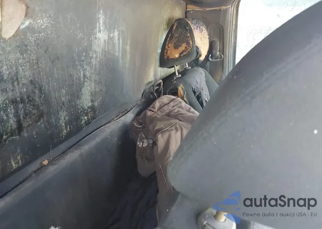 1GB0KVCG2BZ450820: 42634393