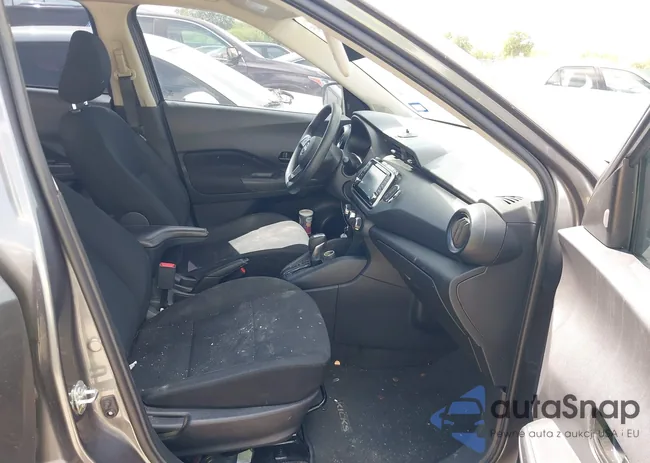 3N1CP5BV1RL479708: 42634502