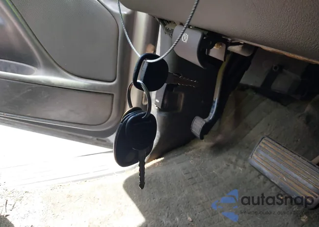 2GCEC19Z261320566: 42634588