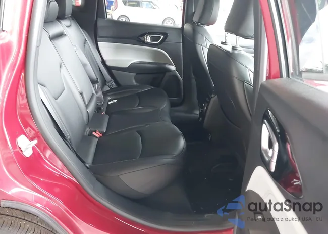 3C4NJDCN3ST537582: 42634641