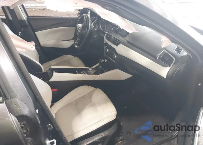 JM1GJ1W58G1460452: 42634030