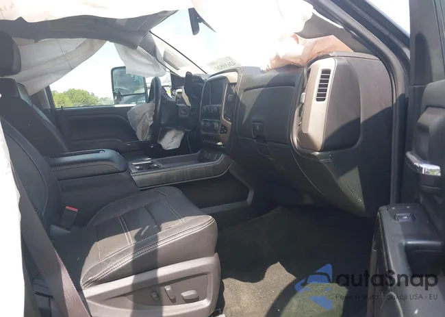 1GT12UE82GF266079: 42635520