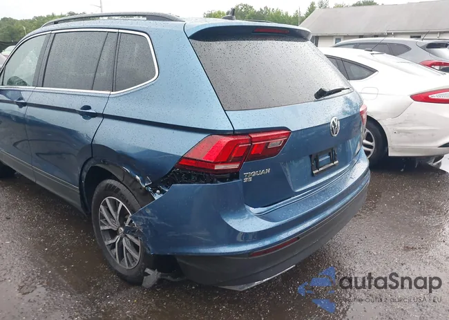 3VV3B7AX9KM152520: 42635624